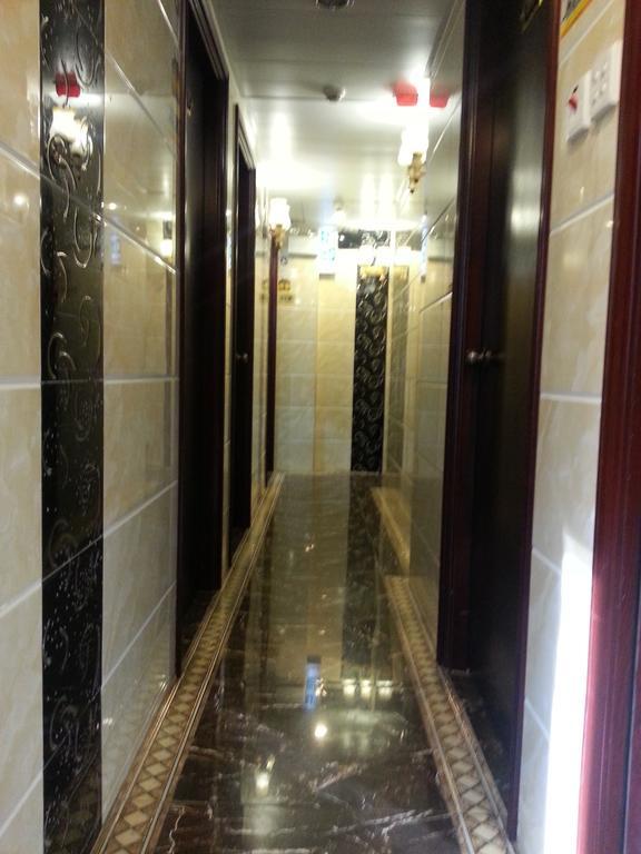 Maharaja Guest house *